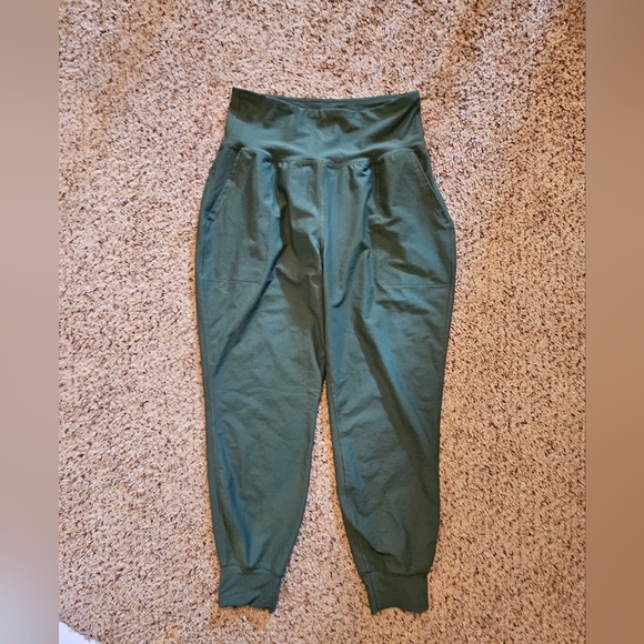 Old Navy Pants - Green sweatpants